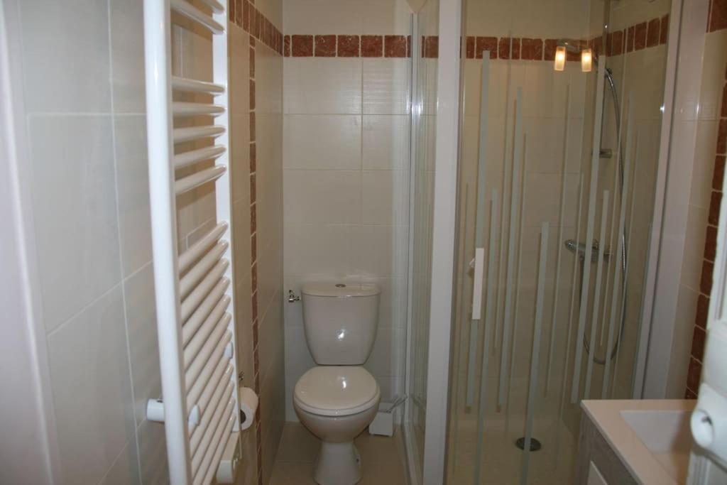 Appartement Le Nid Du Saleys - 70 M2 Centre Ville De Salies-de-Béarn Exteriér fotografie